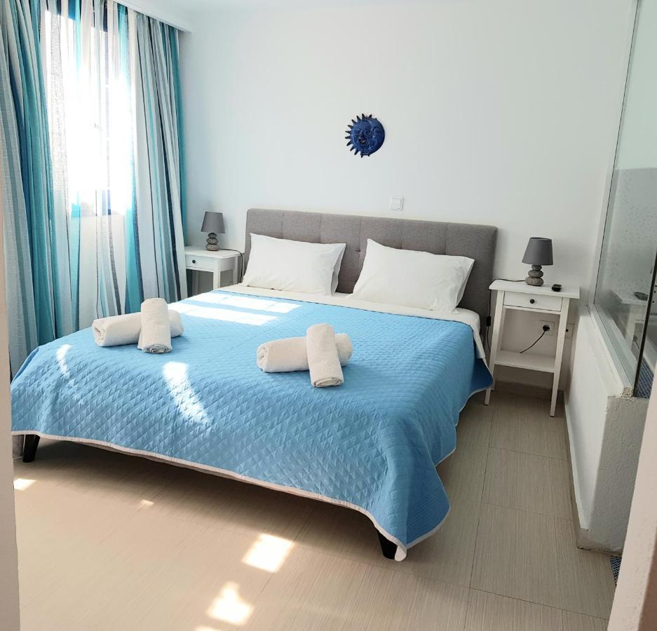White & Blue Apartment Perivolos  Bagian luar foto