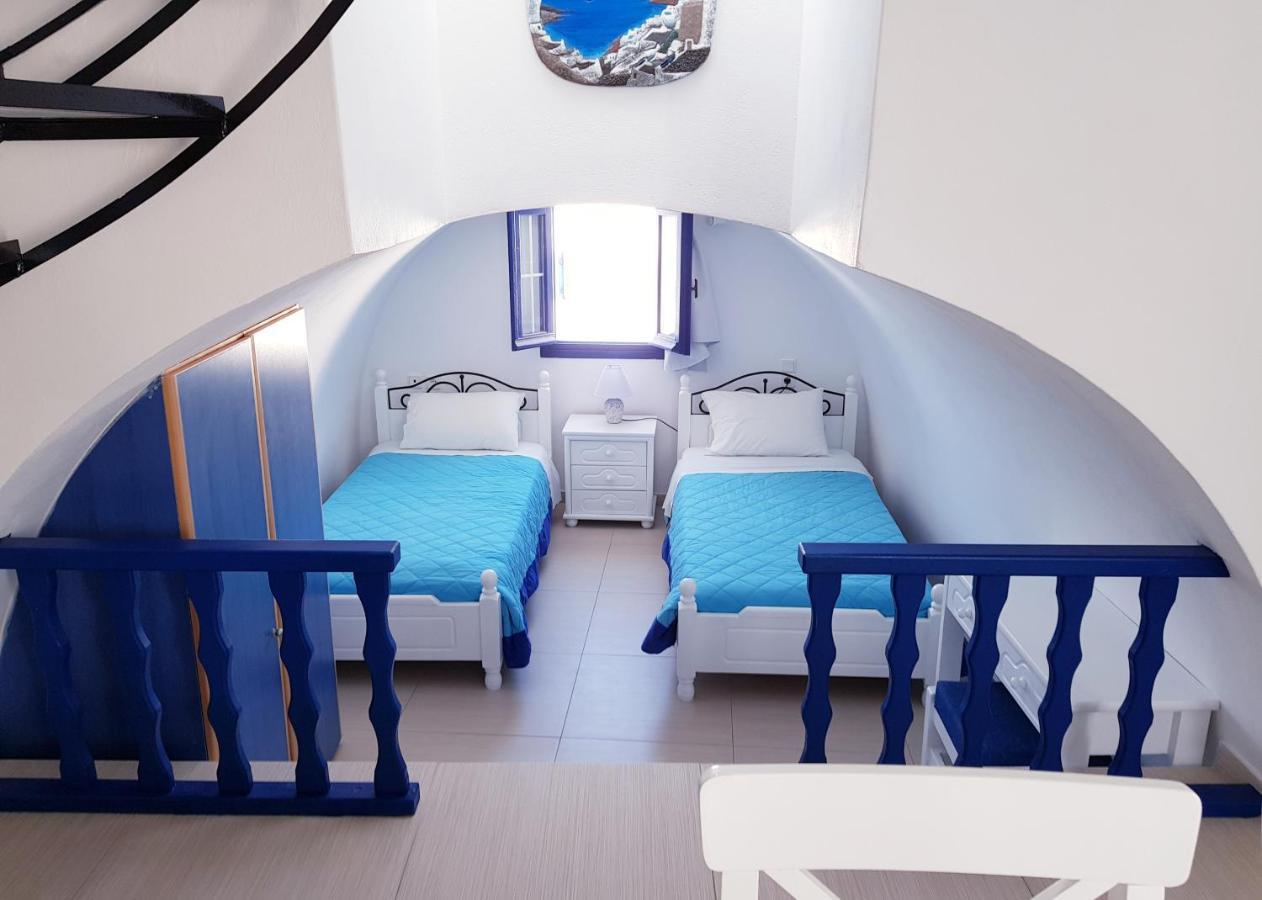 White & Blue Apartment Perivolos  Bagian luar foto