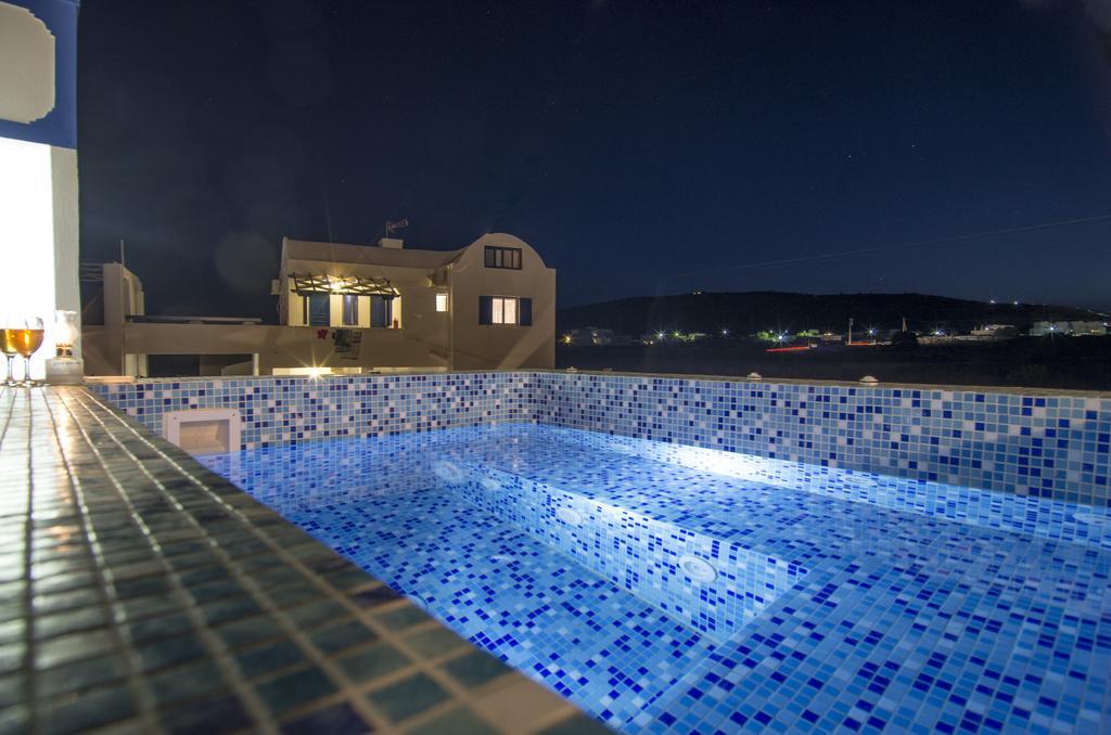 White & Blue Apartment Perivolos  Bagian luar foto